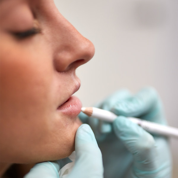 labios Clínica de Medicina Estética en Valencia (Alzira) con los mejores profesionales y los más avanzados tratamientos.