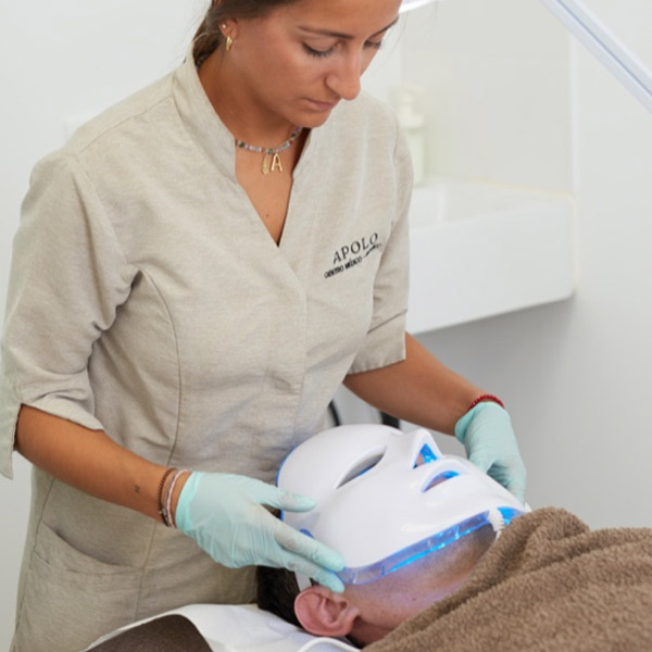 limpieza personalizada facial Clínica de Medicina Estética en Valencia (Alzira) con los mejores profesionales y los más avanzados tratamientos.