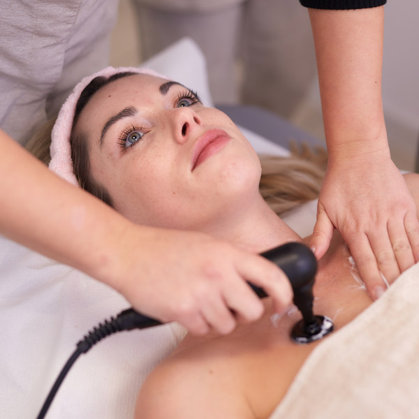 radioterapia corporal Clínica de Medicina Estética en Valencia (Alzira) con los mejores profesionales y los más avanzados tratamientos.